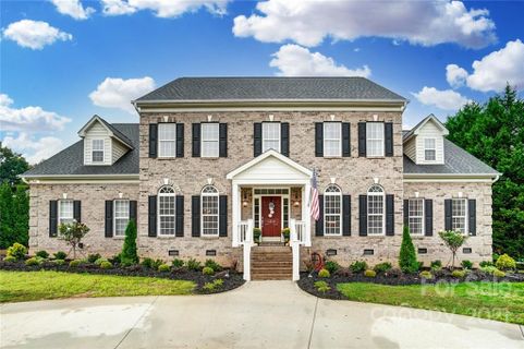1310 Waynewood Drive