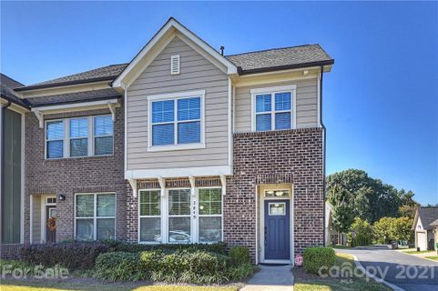 3849 Willow Green Place