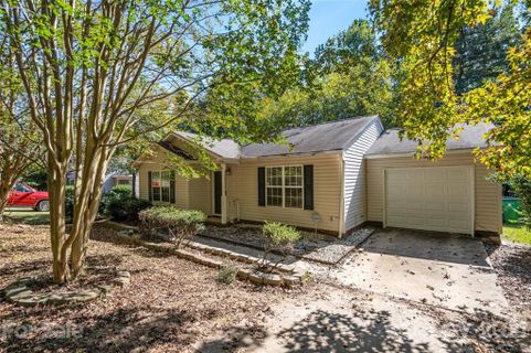 8422 Moody Road