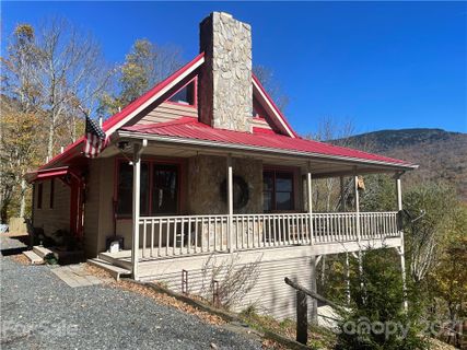 698 Roan Drive sold home in Valley Of Roan, Bakersville, NC