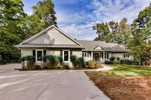 338 Plantation Way