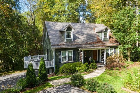 148 Sequoyah Hills Drive sold home in Sequoyah Hills, Fletcher, NC