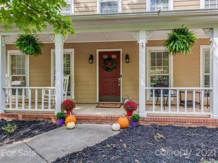 1518 Longbrook Drive
