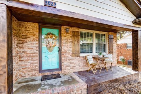 5922 Amity Place