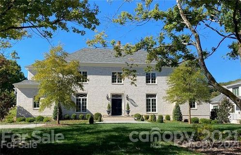 3808 Pomfret Lane