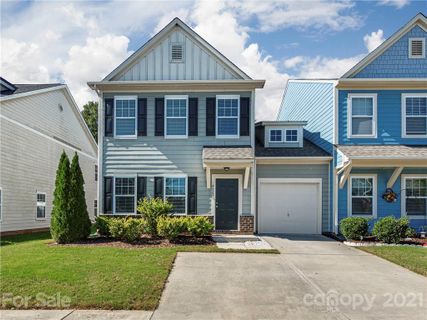 4822 Tradd Circle
