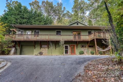 75 Cougar Lane sold home in Rixhaven, Saluda, NC