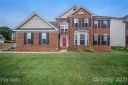 7011 Sweetfield Drive sold home in Huntersville, SC