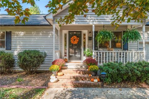 629 Hyde Park Drive
