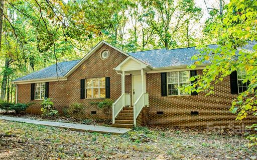 636 Wilderness Trail