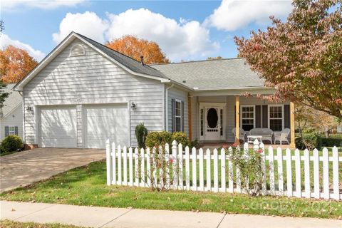 47 Canterbury Trace