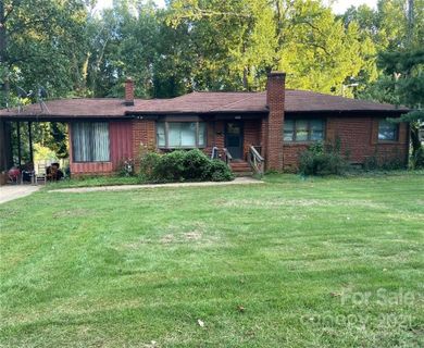 5500 Hilltop Circle sold home in Allen Hills, Charlotte, NC