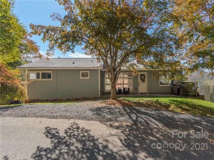 26 Grimball Drive sold home in Grimball Park, Waynesville, NC