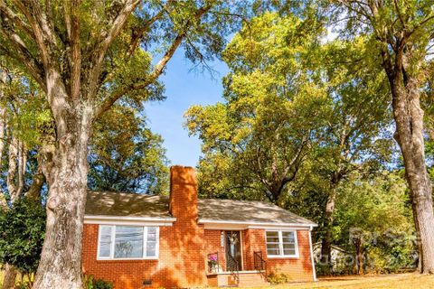 677 Turnersburg Highway