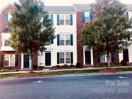 15720 Kensington Palace Lane
