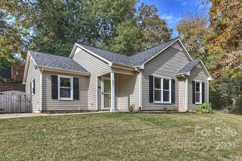221 Auten Circle
