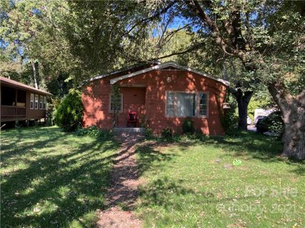 497 Georgia Avenue sold home in Grimball Park, Waynesville, NC