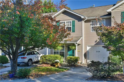 229 Wiltshire Circle