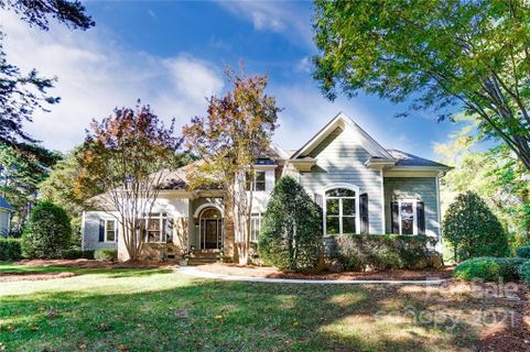 121 Ballston Drive