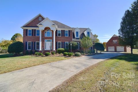 1059 Heather Glen Drive sold home in Heather Glen, Matthews, NC
