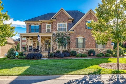 7323 Harcourt Crossing