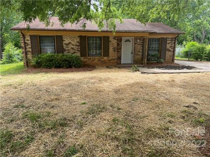 8009 Idlewild Road