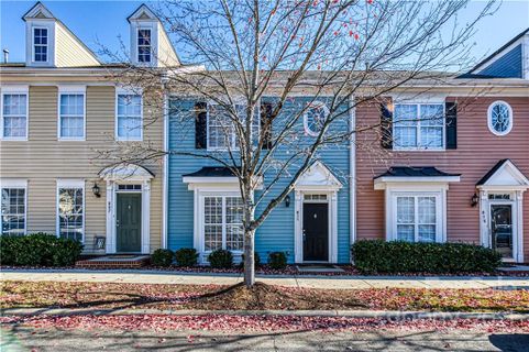 811 Cattaloochee Lane