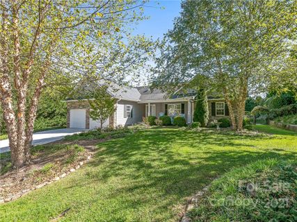 228 High Ridge Drive sold home in High Ridge, Mills River, NC