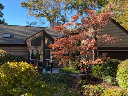 225 Winding Meadows Drive