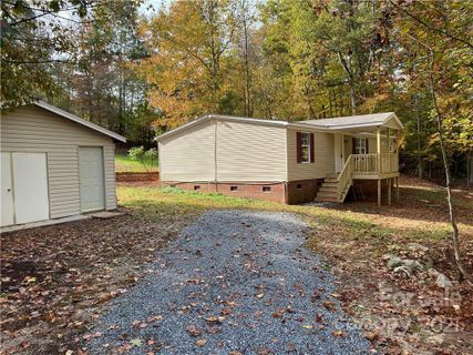 3739 Vickery Drive sold home in Greystone, Maiden, NC