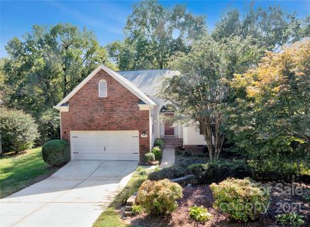 6922 Neuhoff Lane