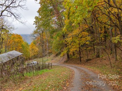 15 Sleepy Hollow Lane sold home in Dream Mountain, Canton, NC
