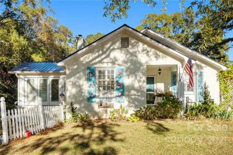 497 Sunnyside Drive
