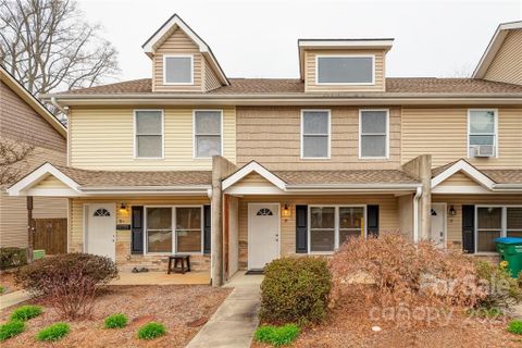 21 English Ivy Road