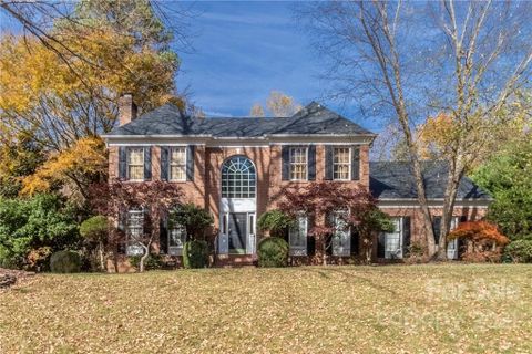 1424 Home Place sold home in Providence Manor, Matthews, NC
