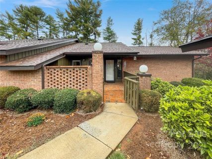 Previously sold for $282,500