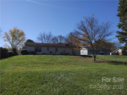 30 Mount Carmel Drive