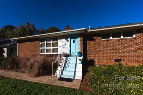 1163 Seneca Place