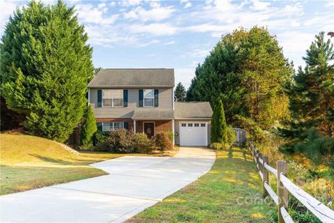2025 Robanna Court