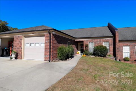 593 Camrose Circle