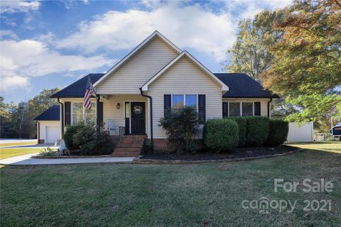 118 Ridgebrook Drive sold home in Brookridge Shores, Mooresville, NC
