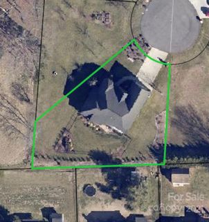 1743 Whitewater Court