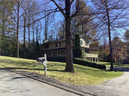 121 Churchill Downs Drive