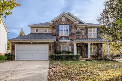2429 Portstewart Lane sold home in Nottingham Estates, Charlotte, NC
