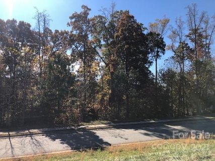 4125 Ridge Road 7
