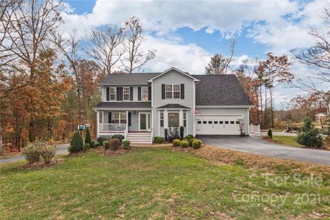 18 Mallory Meadows Court sold home in Mallory Meadows, Arden, NC