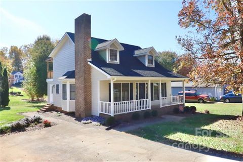4332 Hickory Hollow Road
