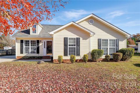 717 White Oak Lane