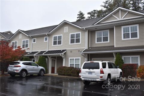 65 Foxden Drive 203