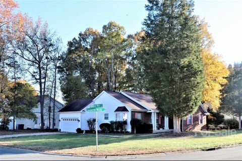 7534 Claiborne Woods Road